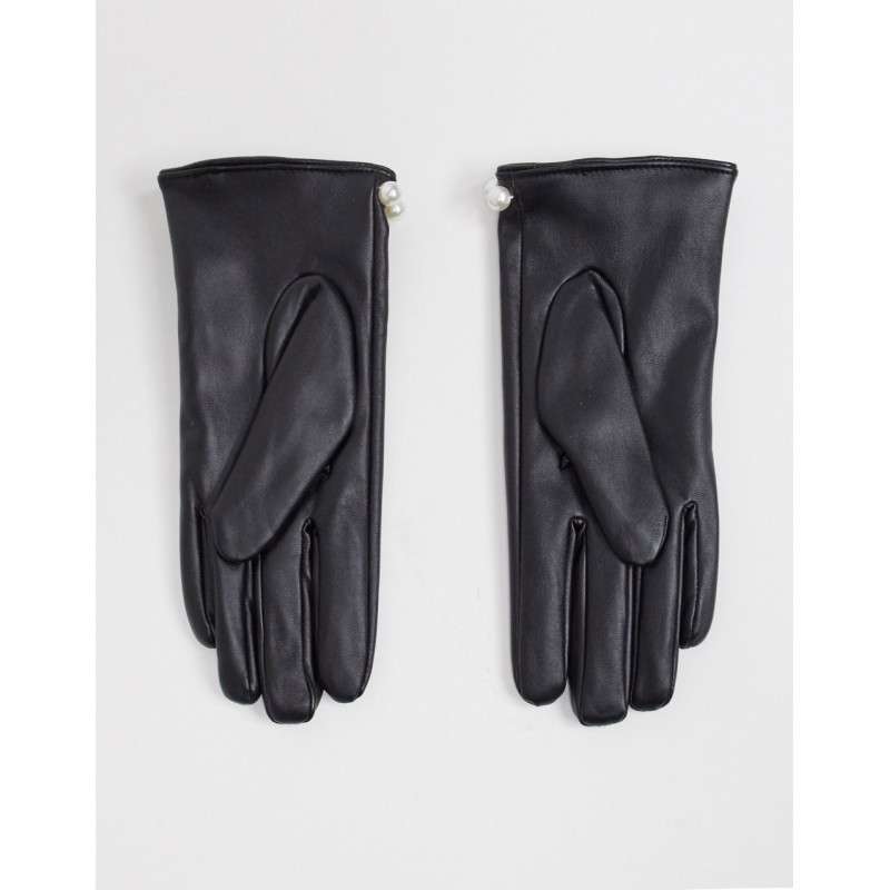 SVNX leather look gloves...