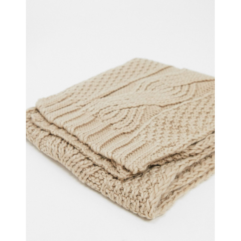 Boardmans darby cable knit...