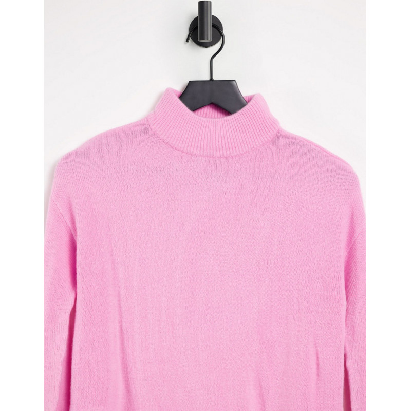 b.Young high neck knit top