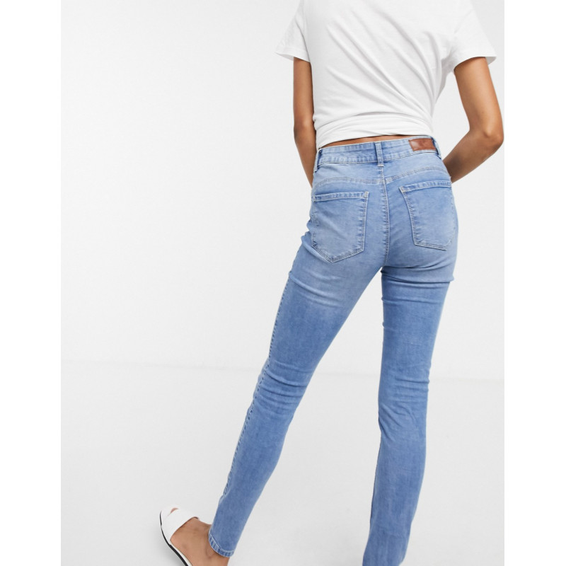 Vero moda destroy jeans in...