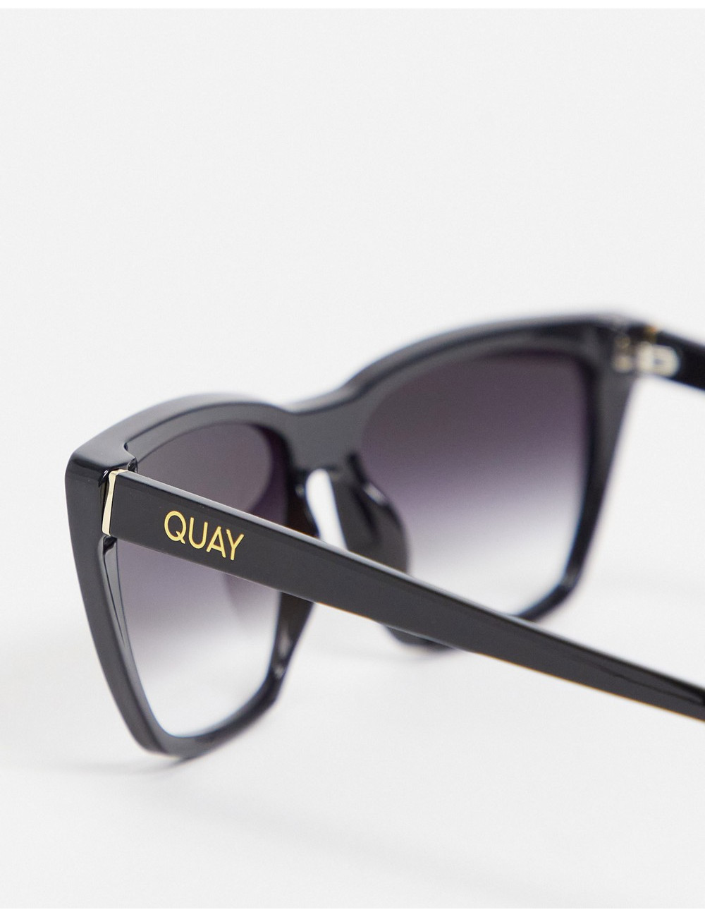 Quay On Point womens cat...