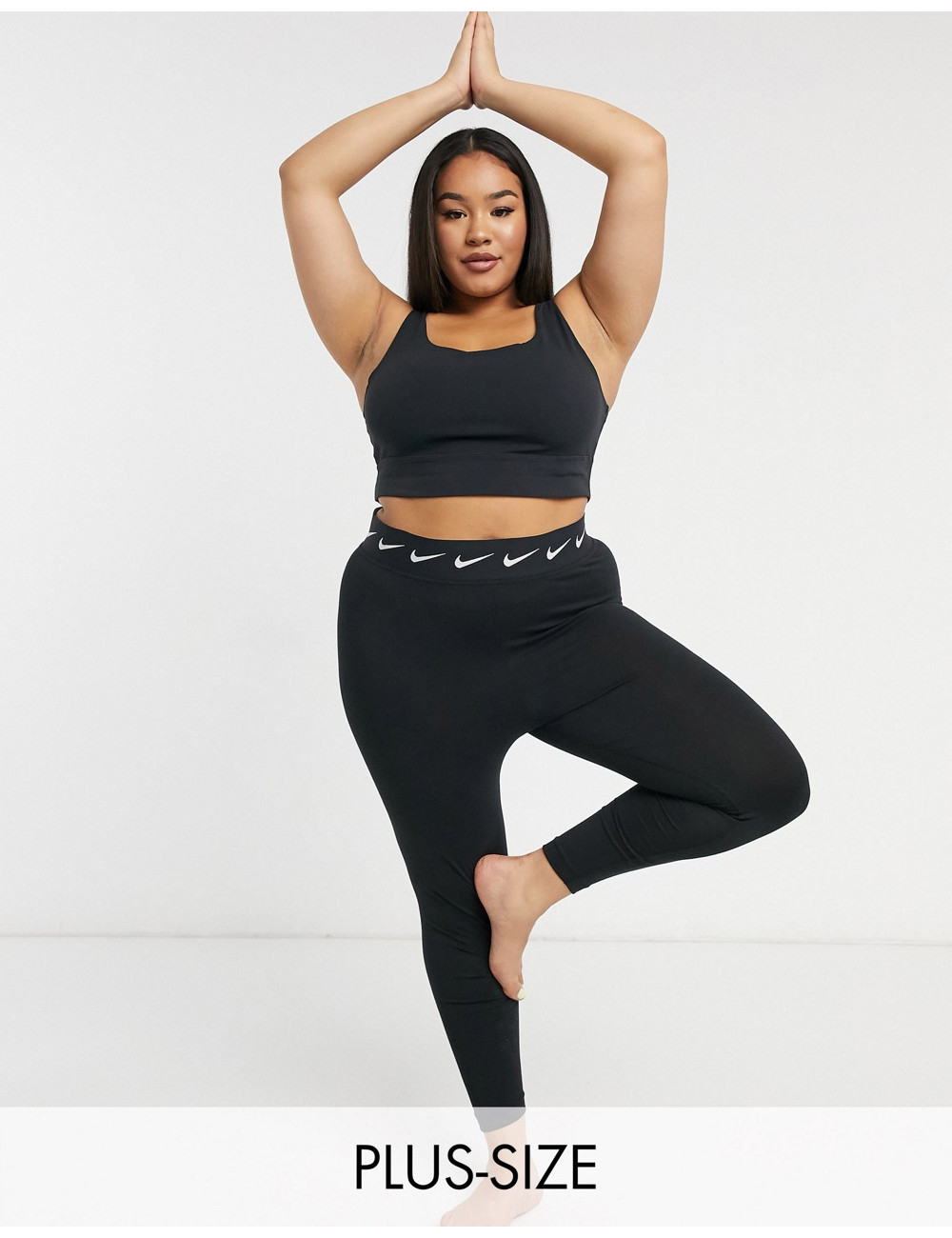Nike Yoga Plus Luxe crop...