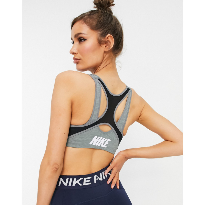 Nike Training shape zip...