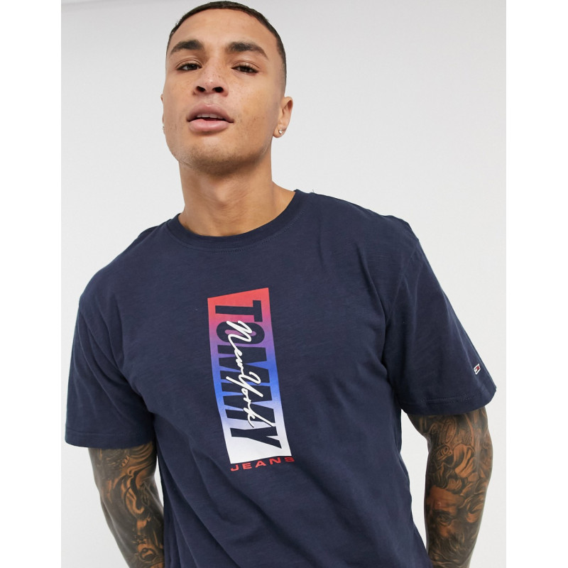 Tommy Jeans vertical front...