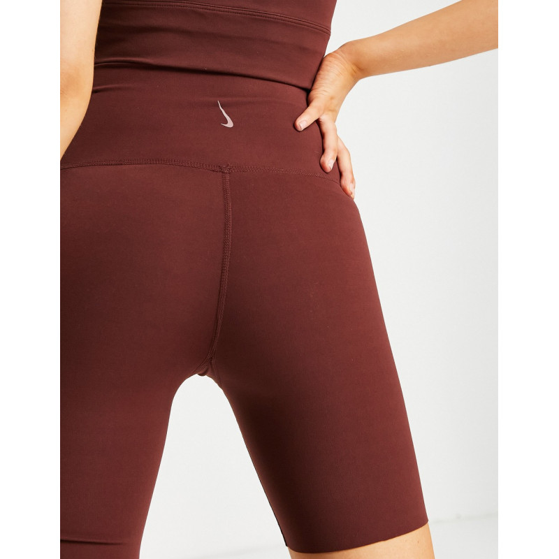 Nike Yoga luxe shorts in...