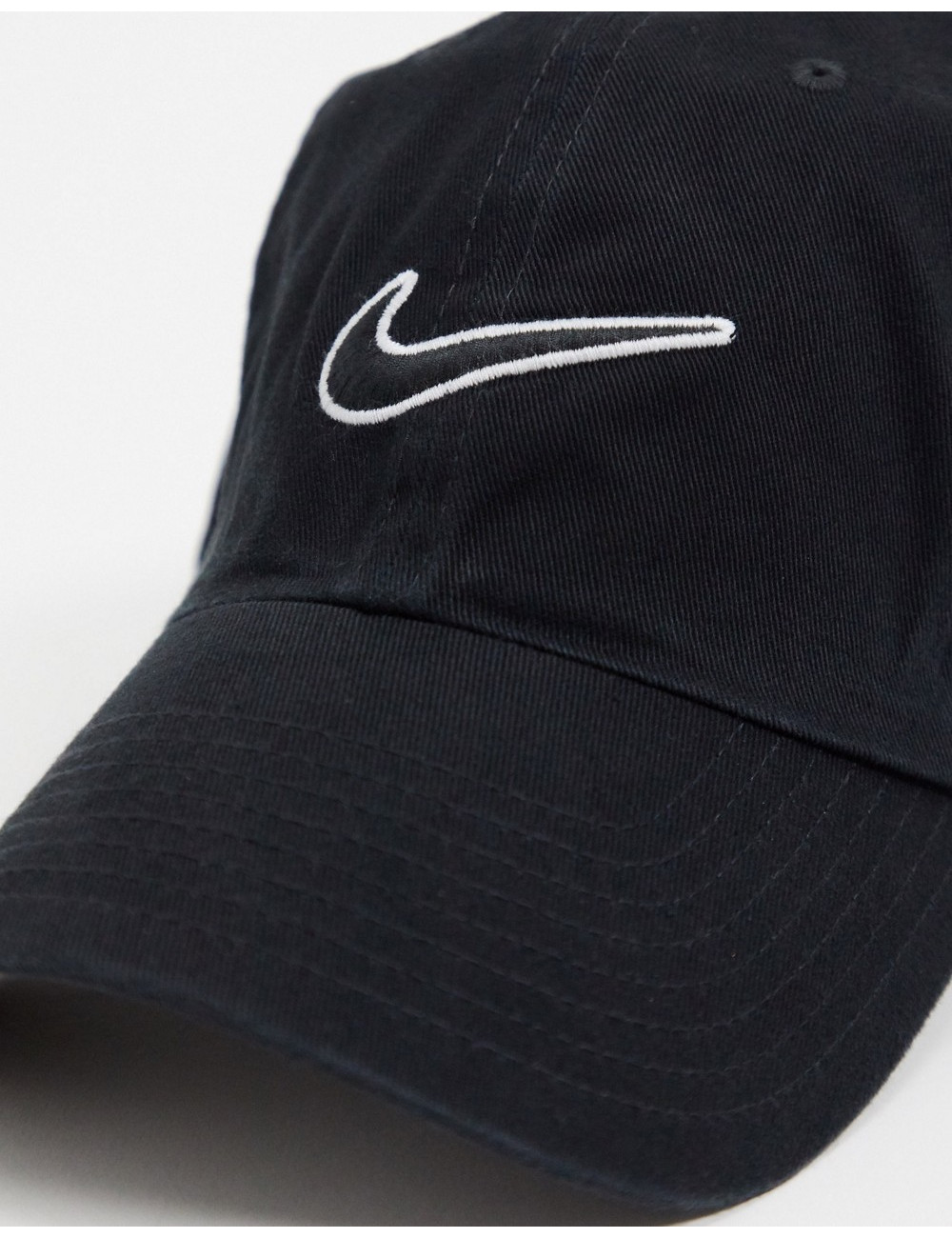 Nike Swoosh Cap In Black