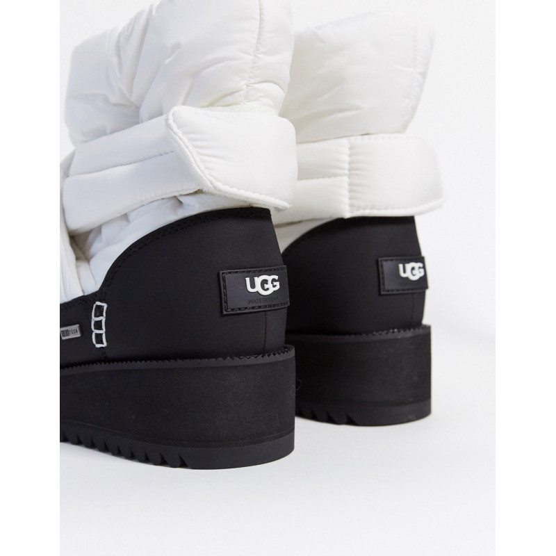 UGG montara snow boots in...