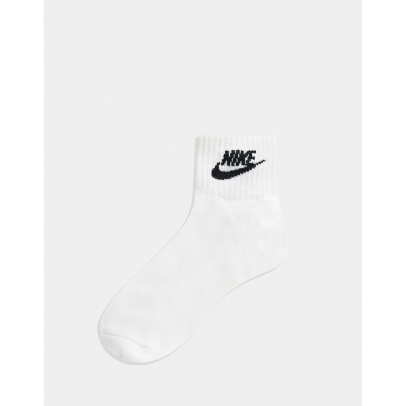 Nike white futura logo 3...