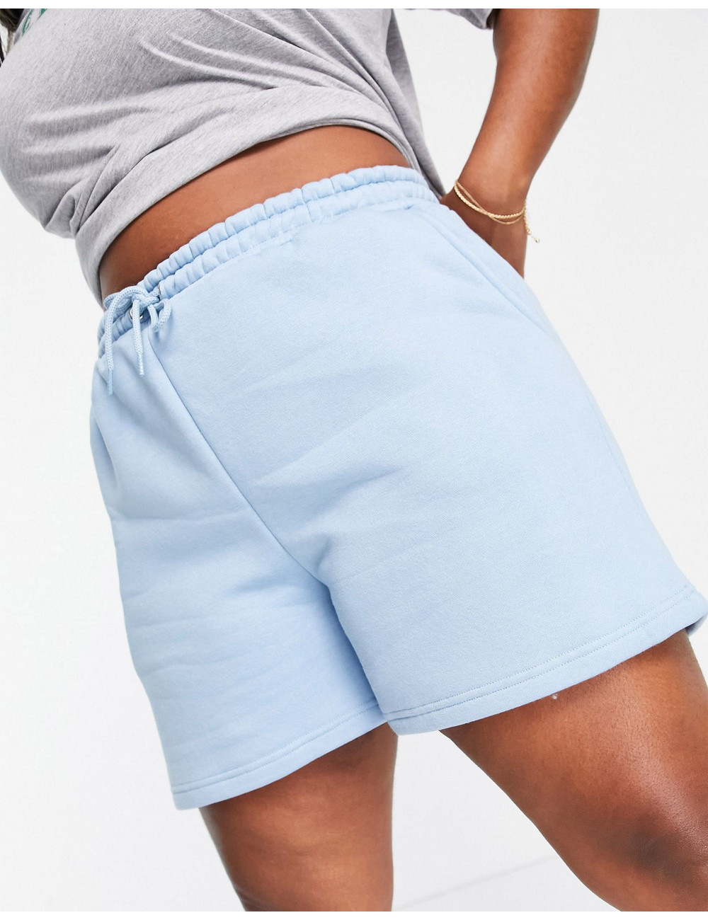 Missguided Plus short with...
