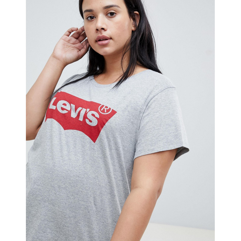 Levi's Plus perfect t shirt...