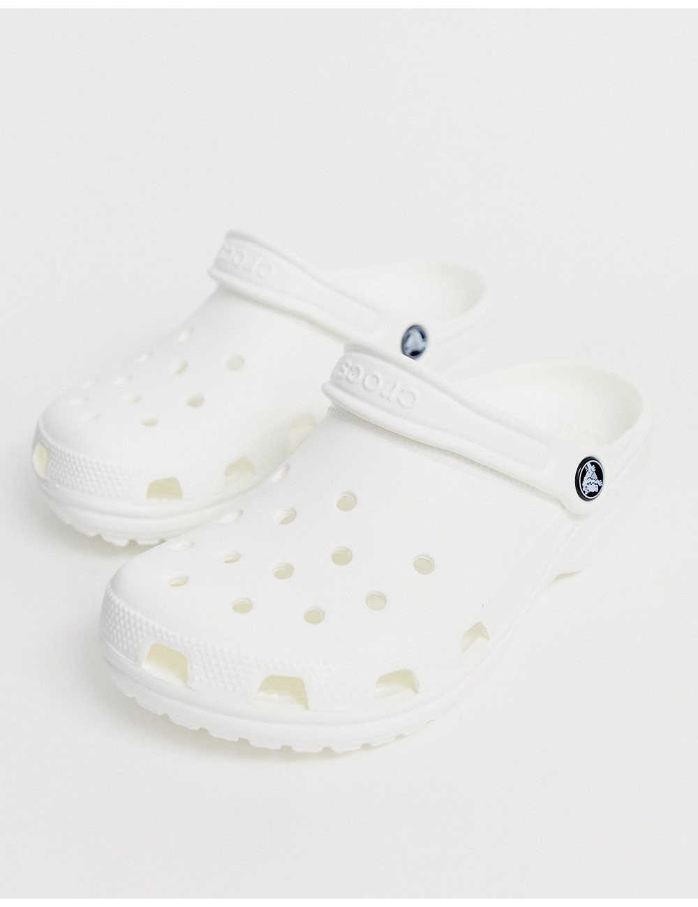 Crocs classic shoe in white