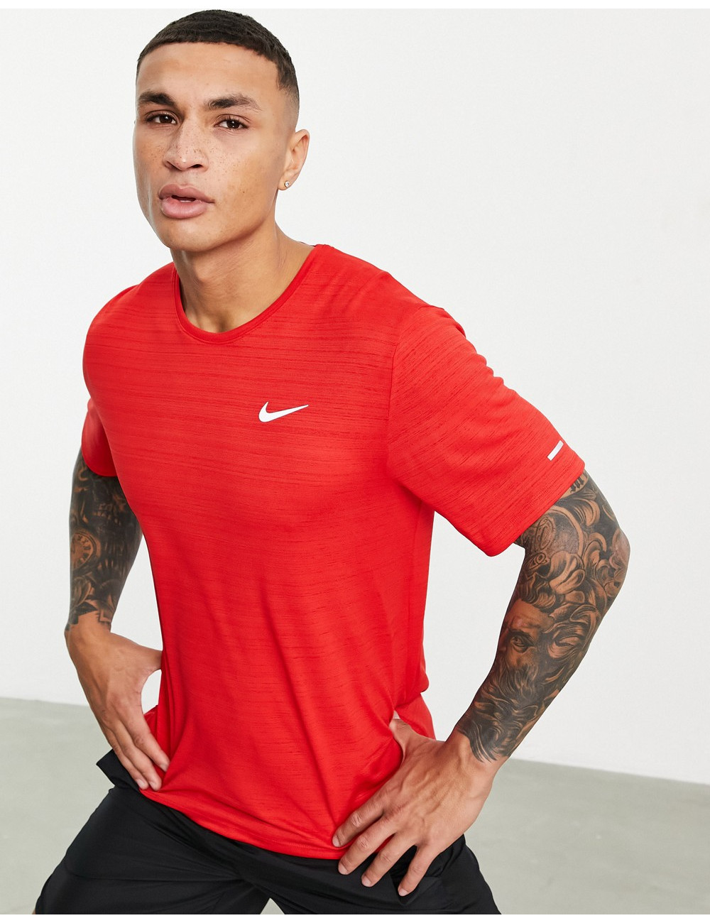 Nike Running Dri-FIT Miler...