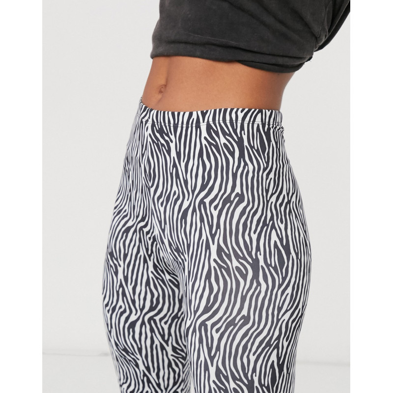Only legging in zebra print