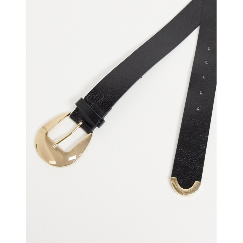 Mango belt with gold buckle...