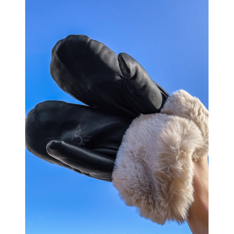 Pieces leather mittens with...