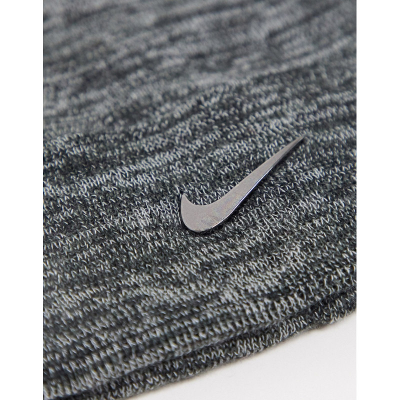 Nike swoosh beanie in grey