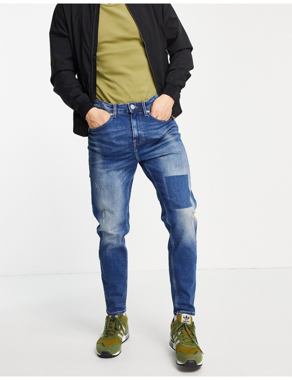 New Look tapered jeans in...