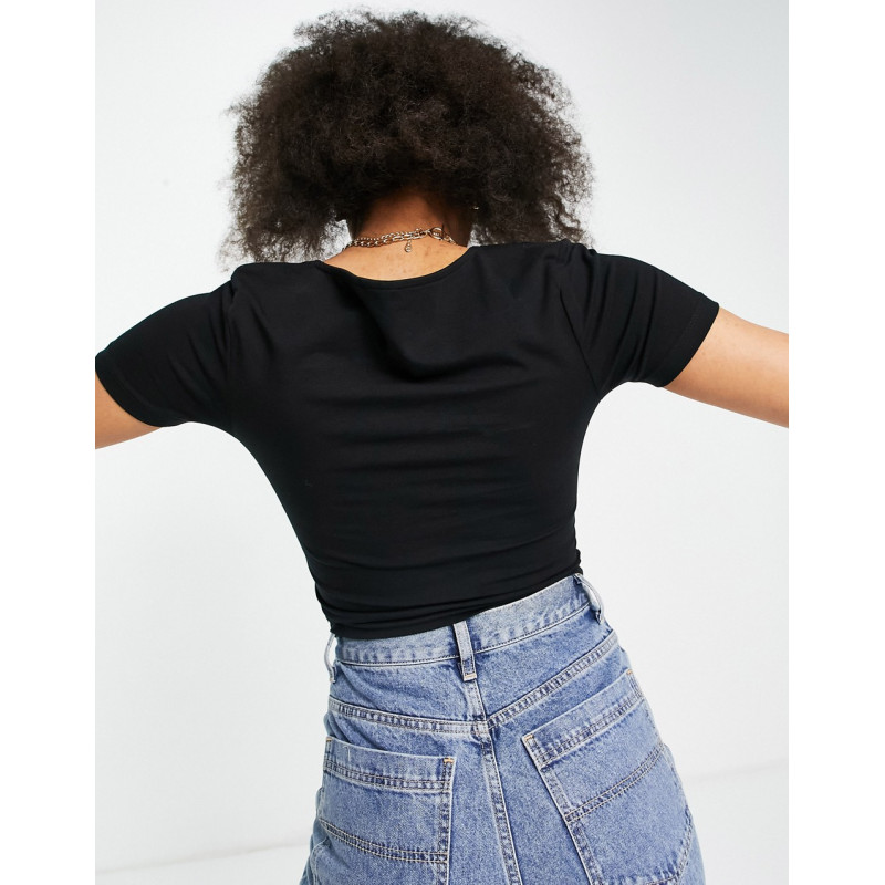 ASOS DESIGN v neck crop...