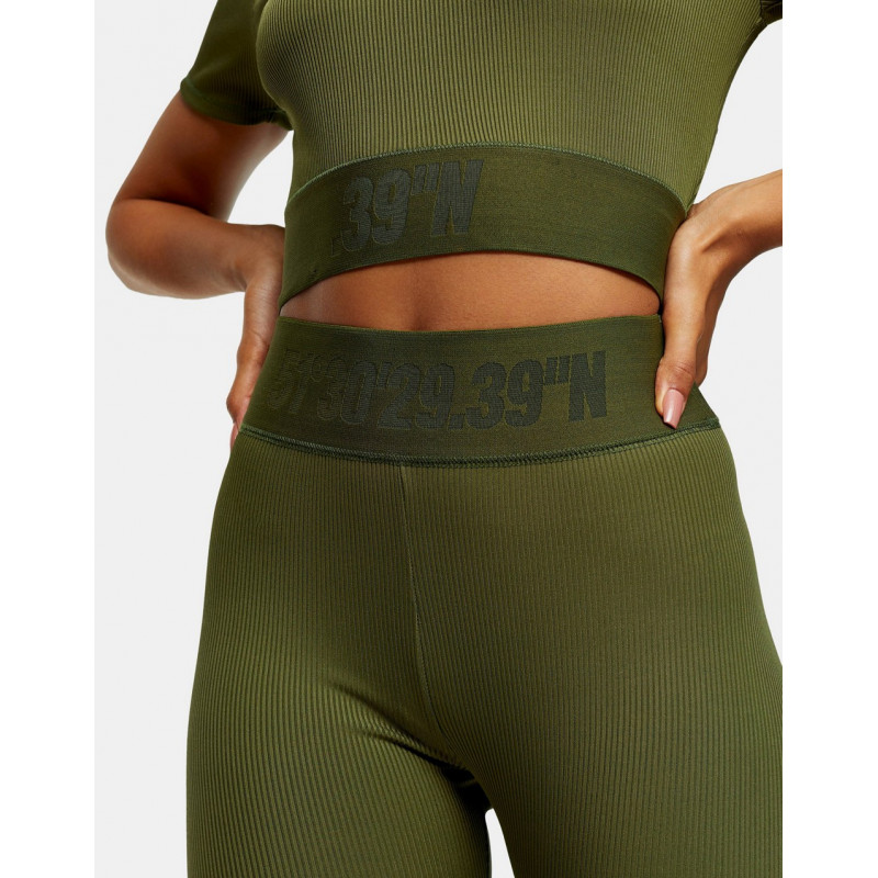 Topshop activewear cropped...