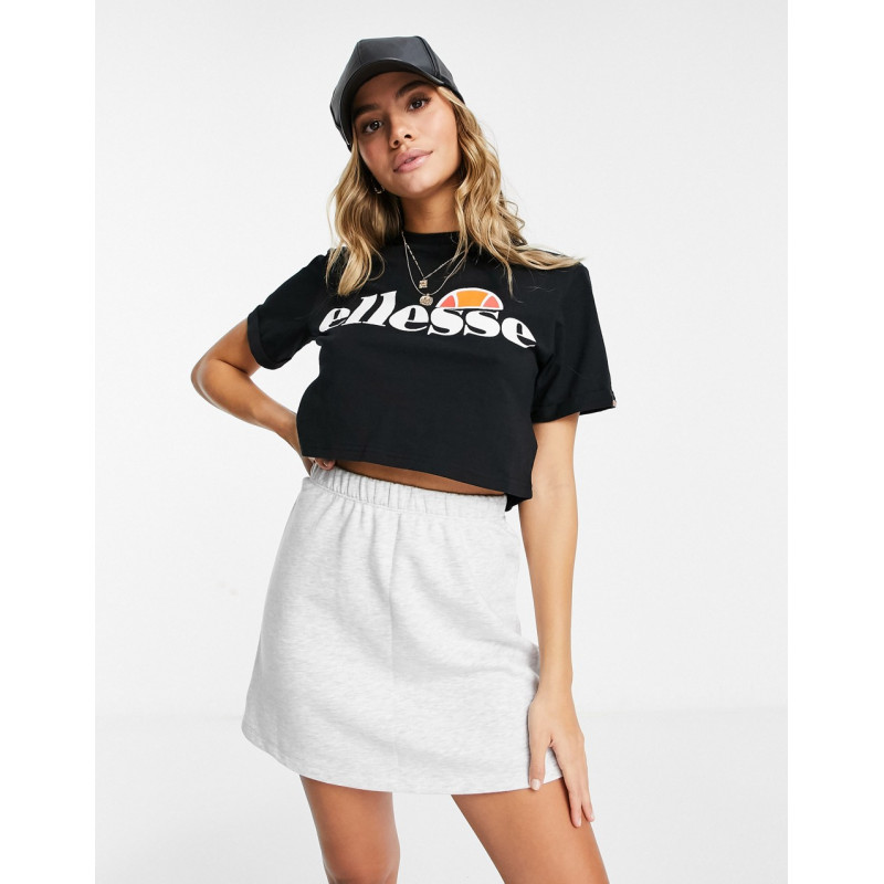Ellesse cropped t-shirt in...