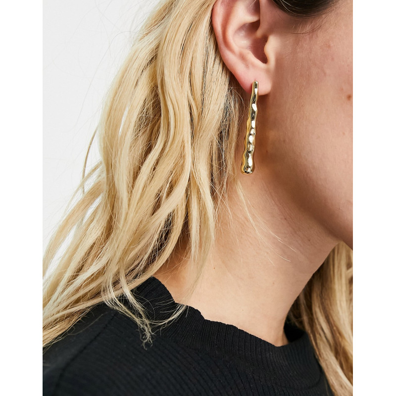 Weekday Helin earrings in gold