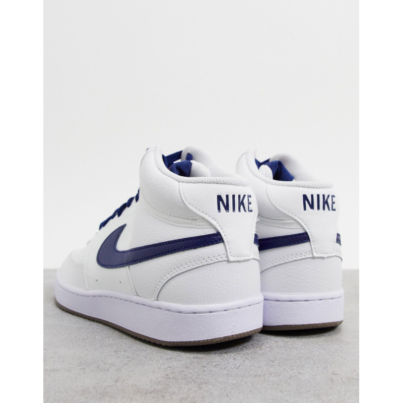 Nike Court Vision Mid in white