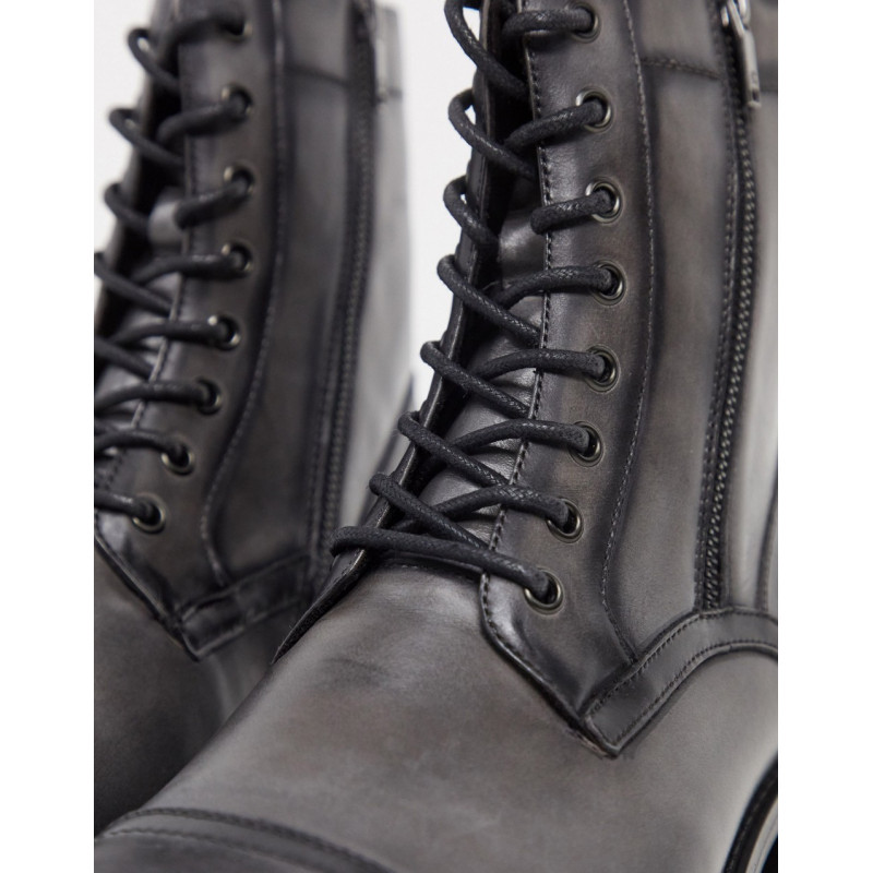 Kenneth Cole hugh lace up...