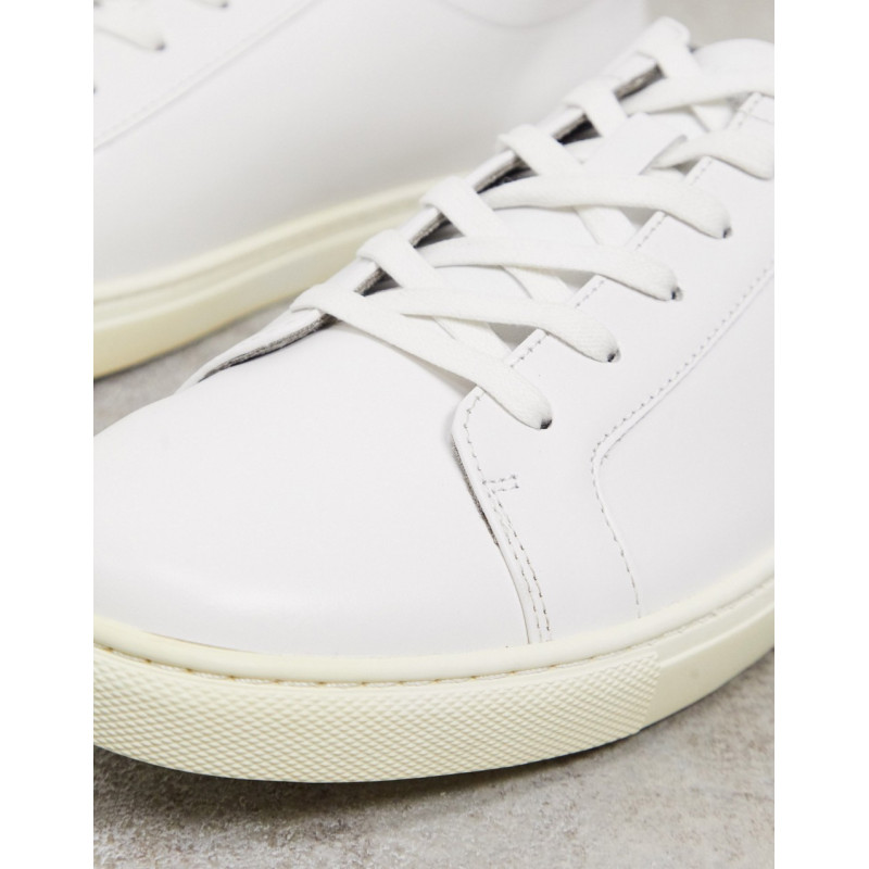 Kenneth Cole kam trainers...