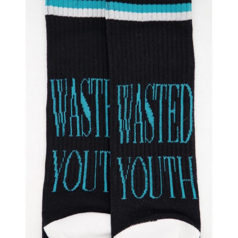 WESC varion wasted youth socks
