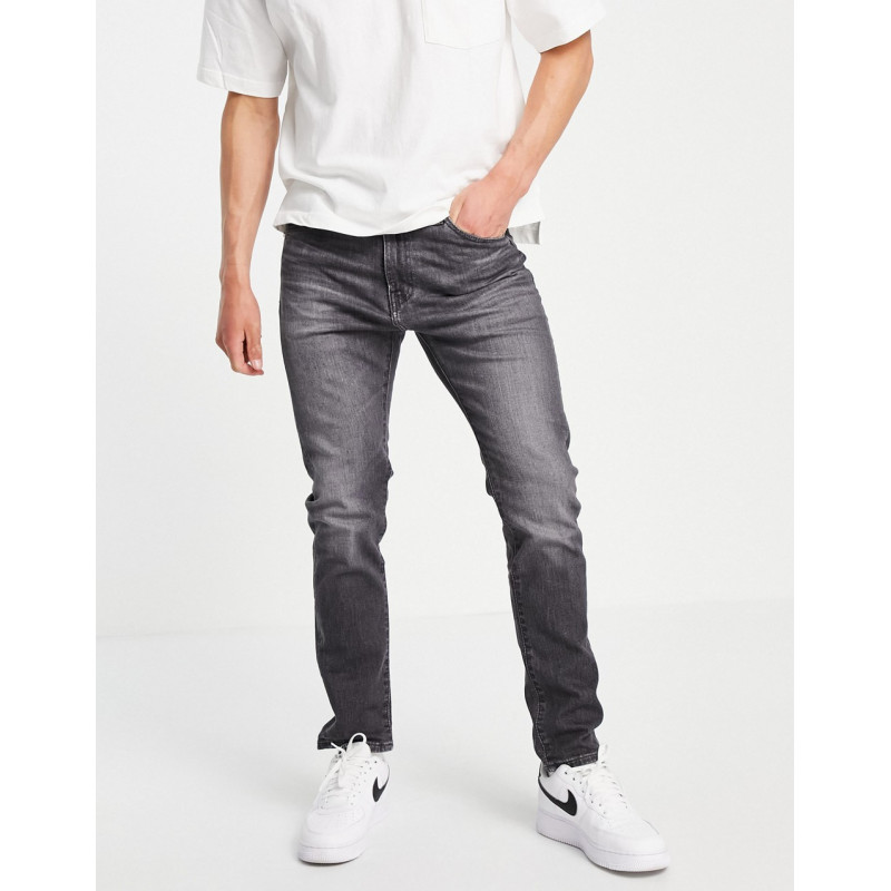 Levi's 510 skinny fit jeans