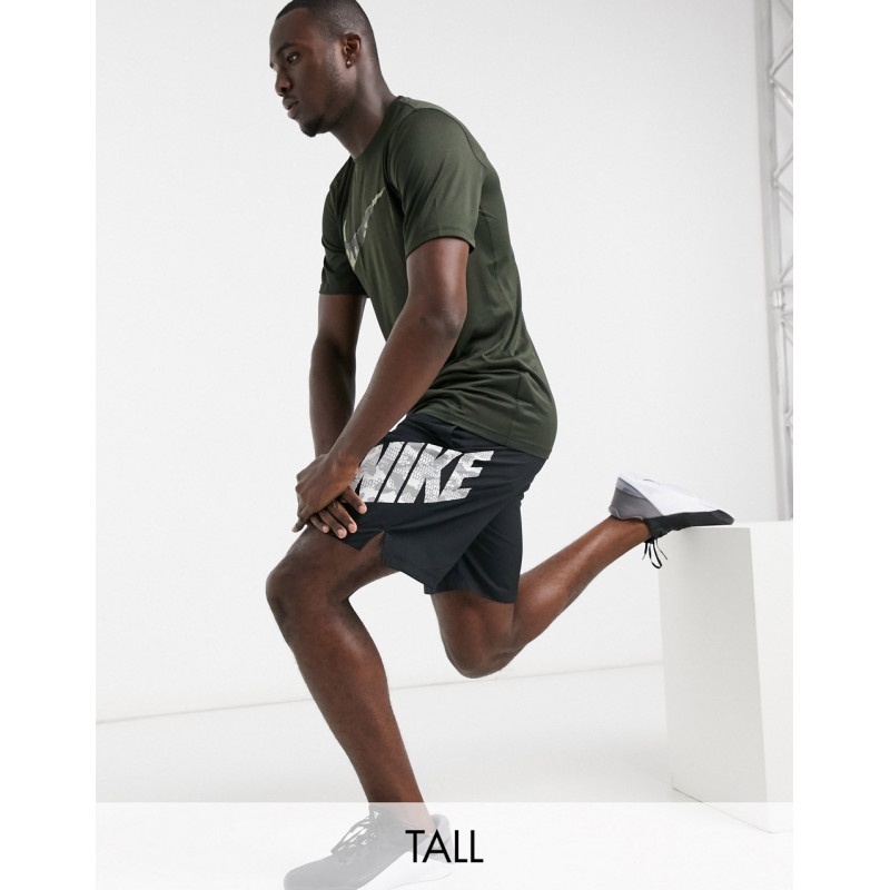 Nike Training Tall camo...
