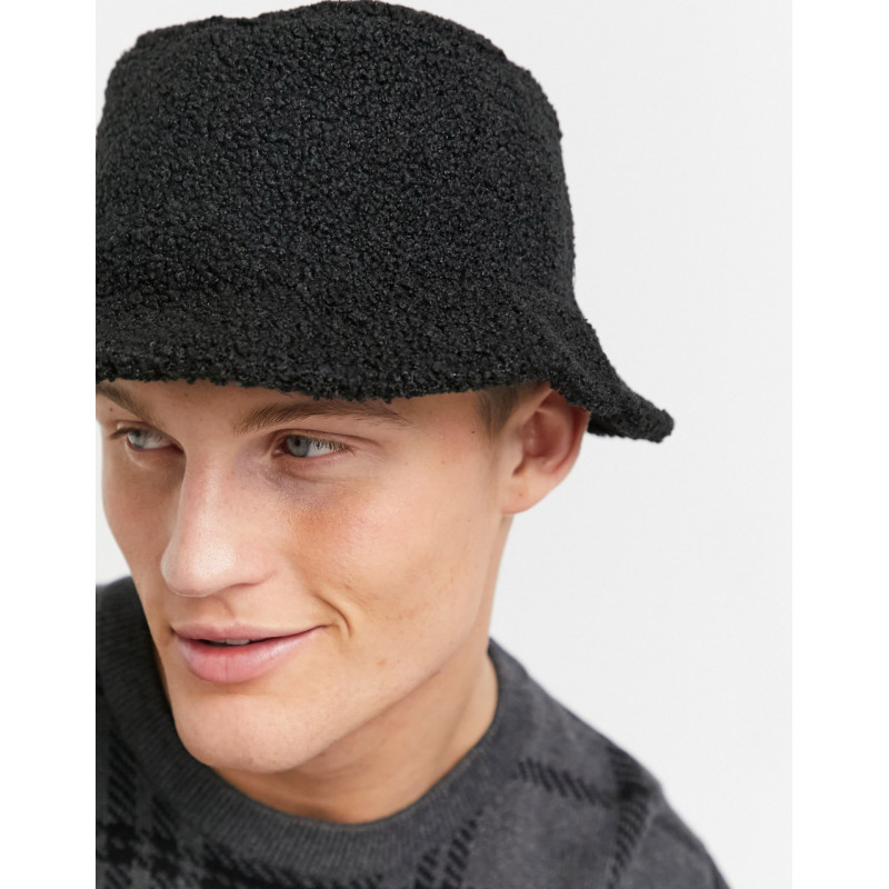 SVNX borg bucket hat in black