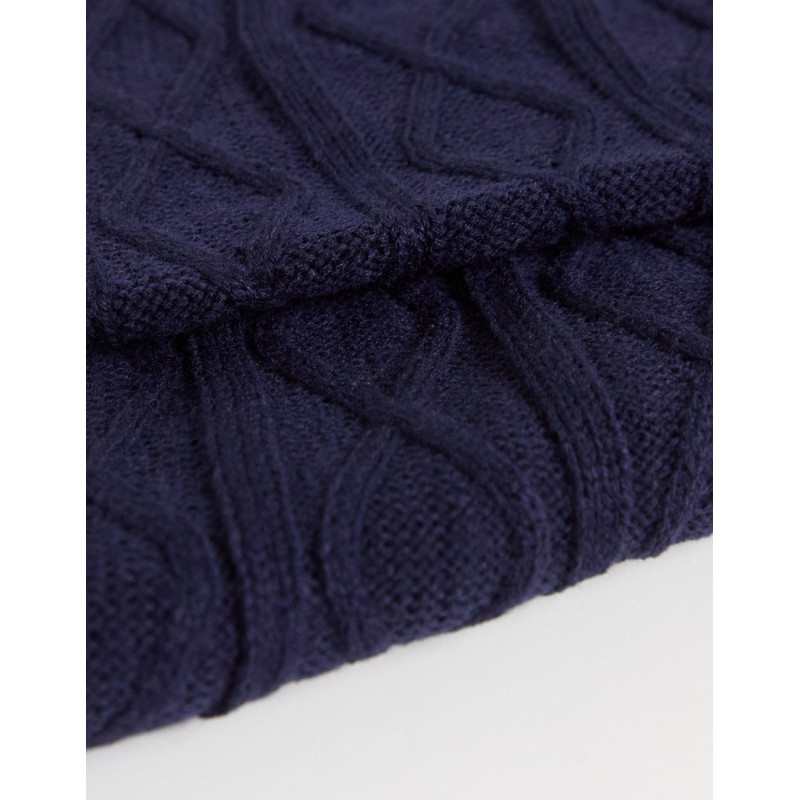 Boardmans cable knit scarf