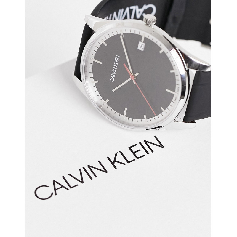 Calvin Klein textured strap...