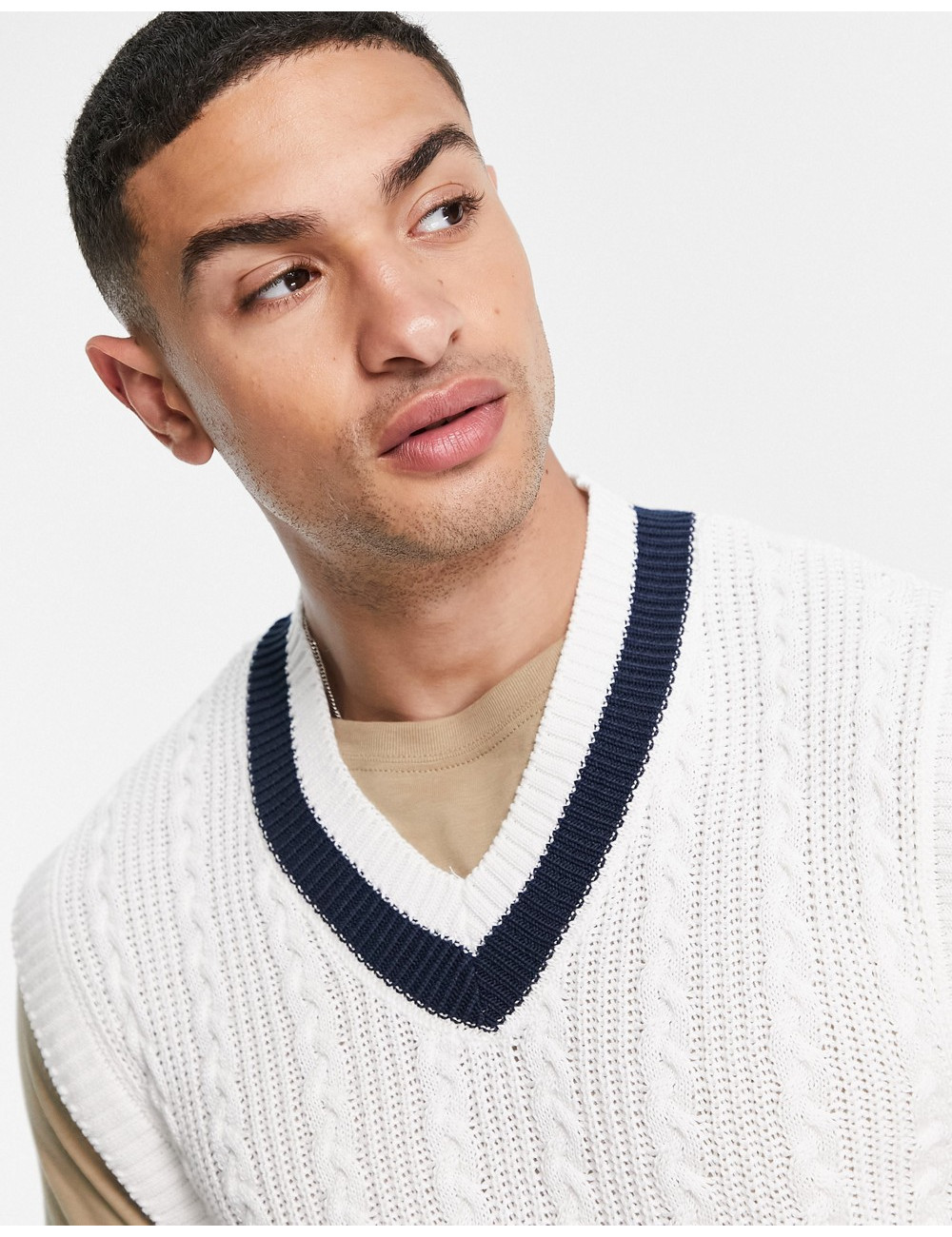 Pull&Bear knitted vest in...