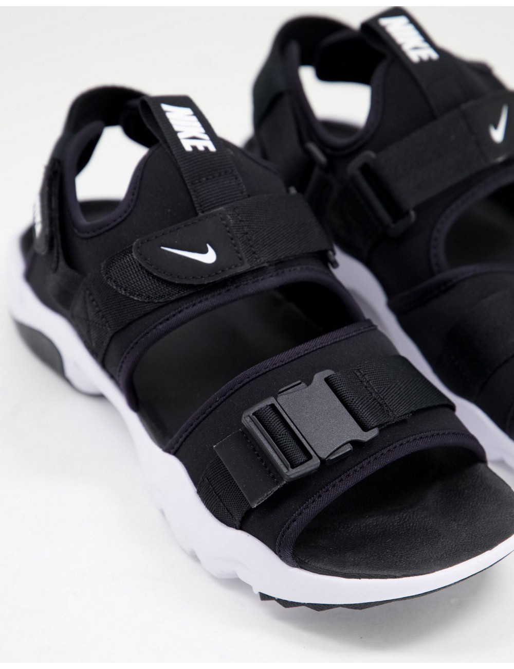 Nike Canyon sandals in...