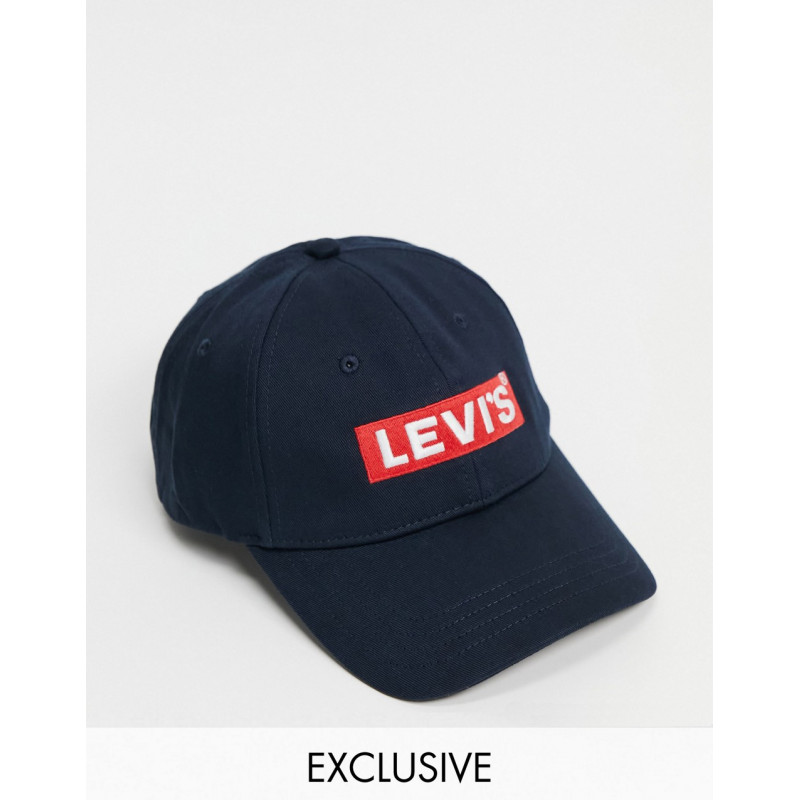 Levi's cap in navy with box...