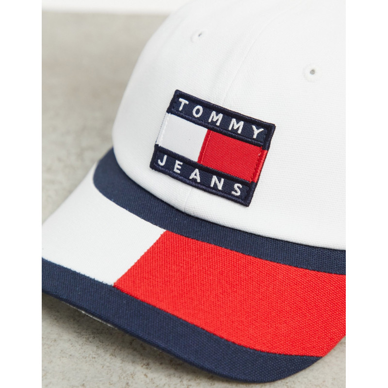 Tommy Jeans cap with flag...