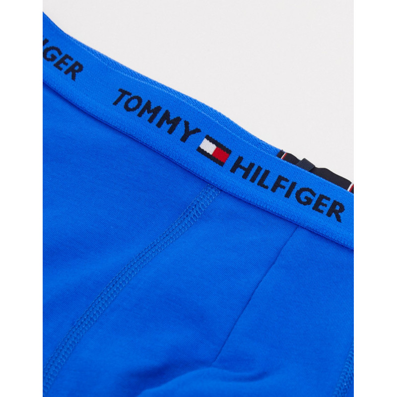 Tommy Hilfiger trunk in...