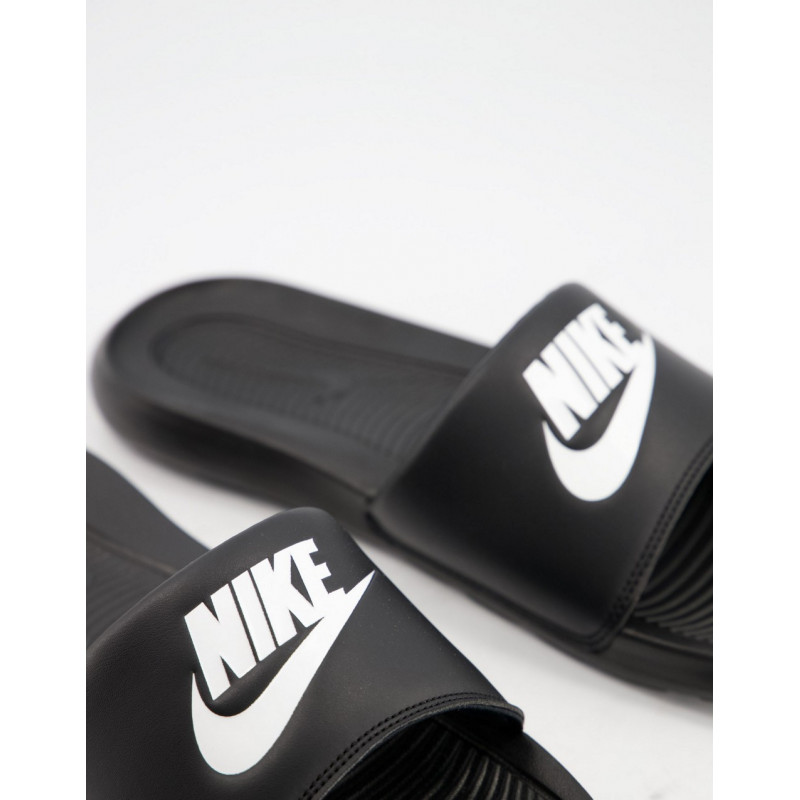 Nike Victori One sliders in...