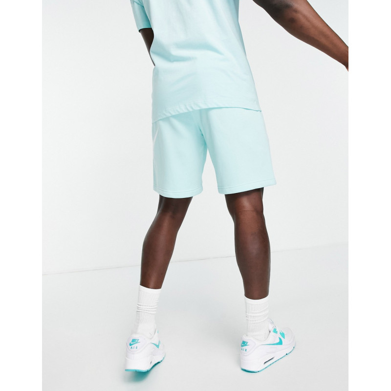 Nike Club shorts in aqua