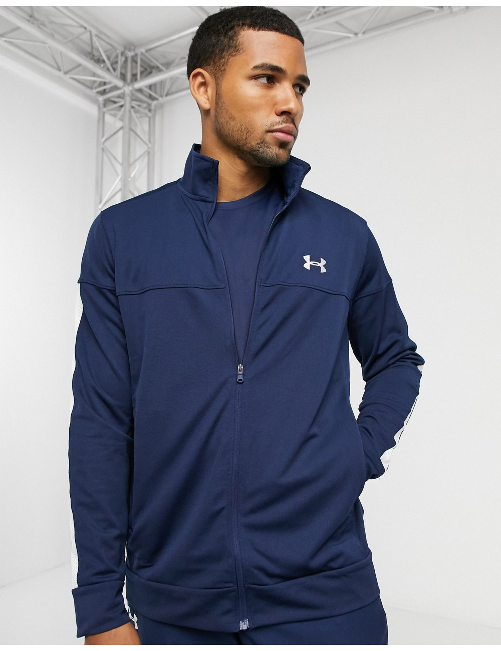 Under Armour sportstyle...