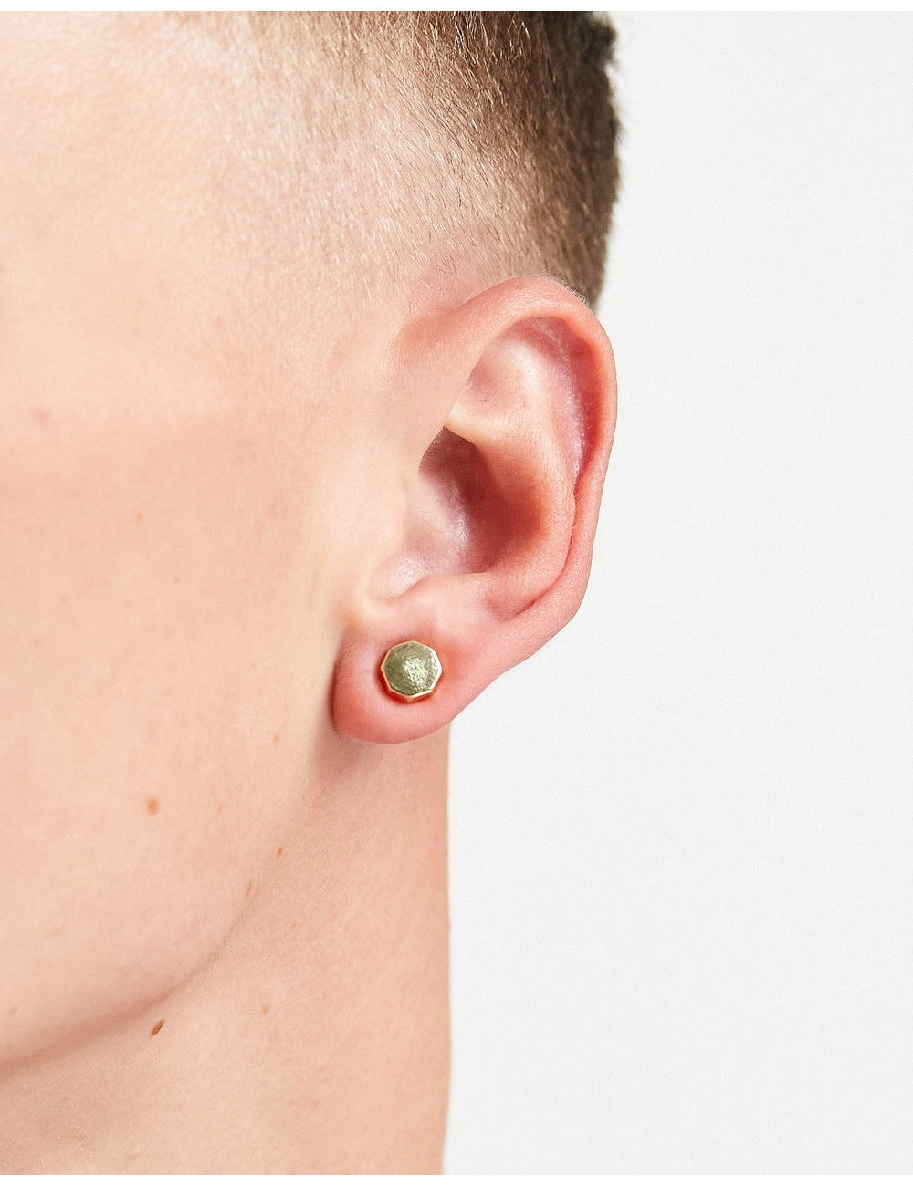 DesignB plug stud earrings...