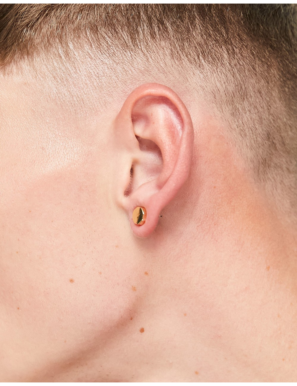 DesignB plug stud earrings...