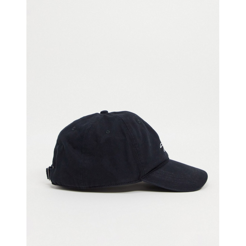 Hollister cap in black with...