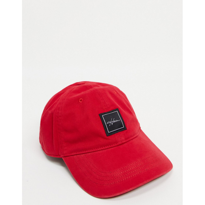 Hollister cap in red with...