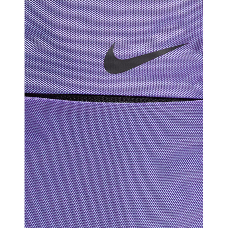 Nike Essentials iridescent...