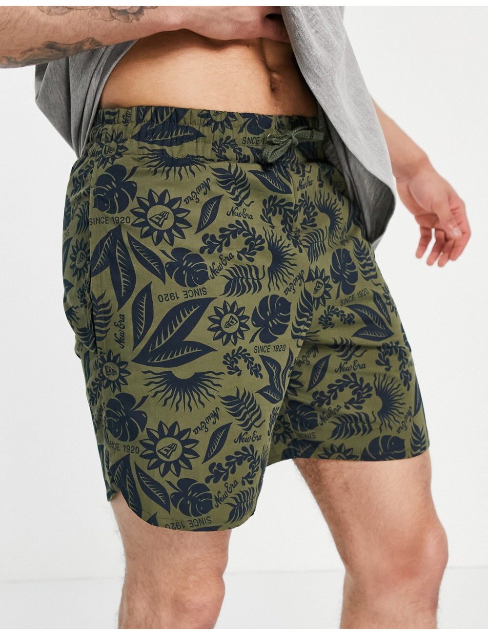 New Era co-ord shorts in...