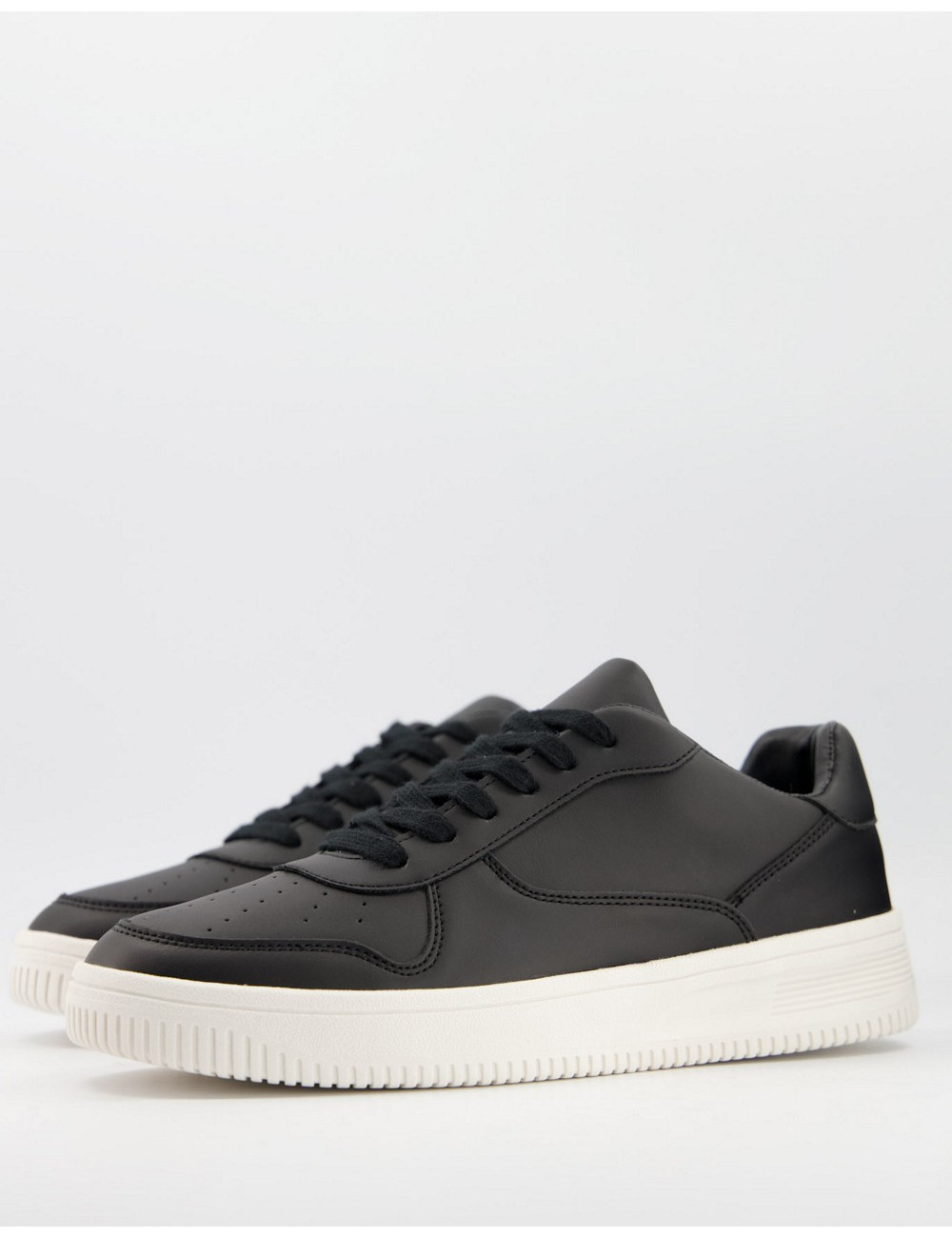 New Look trainer in black