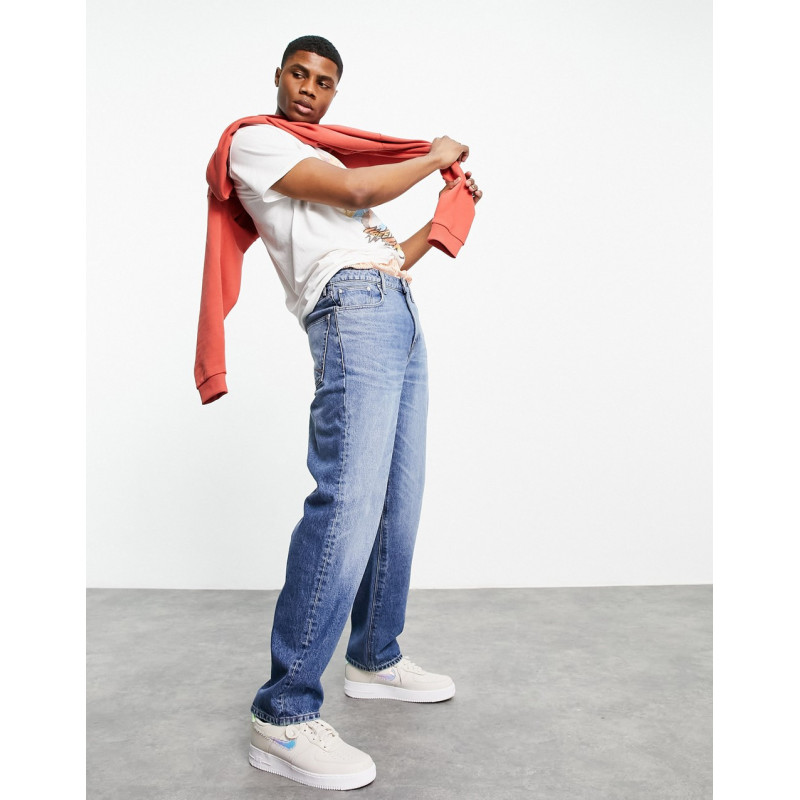 ASOS DESIGN baggy jeans...